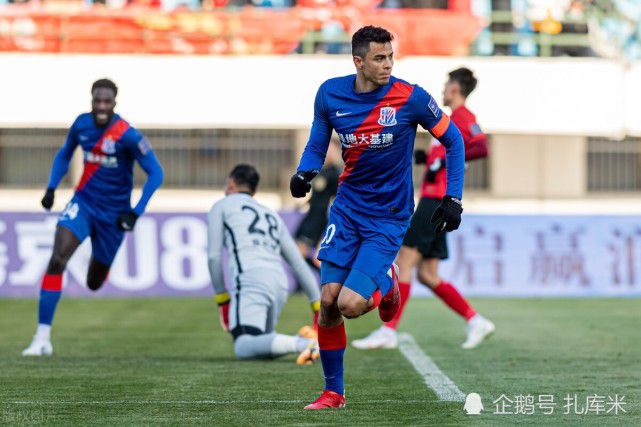 大方认爱卡哥：是的，我们订婚了 锦绣开年！